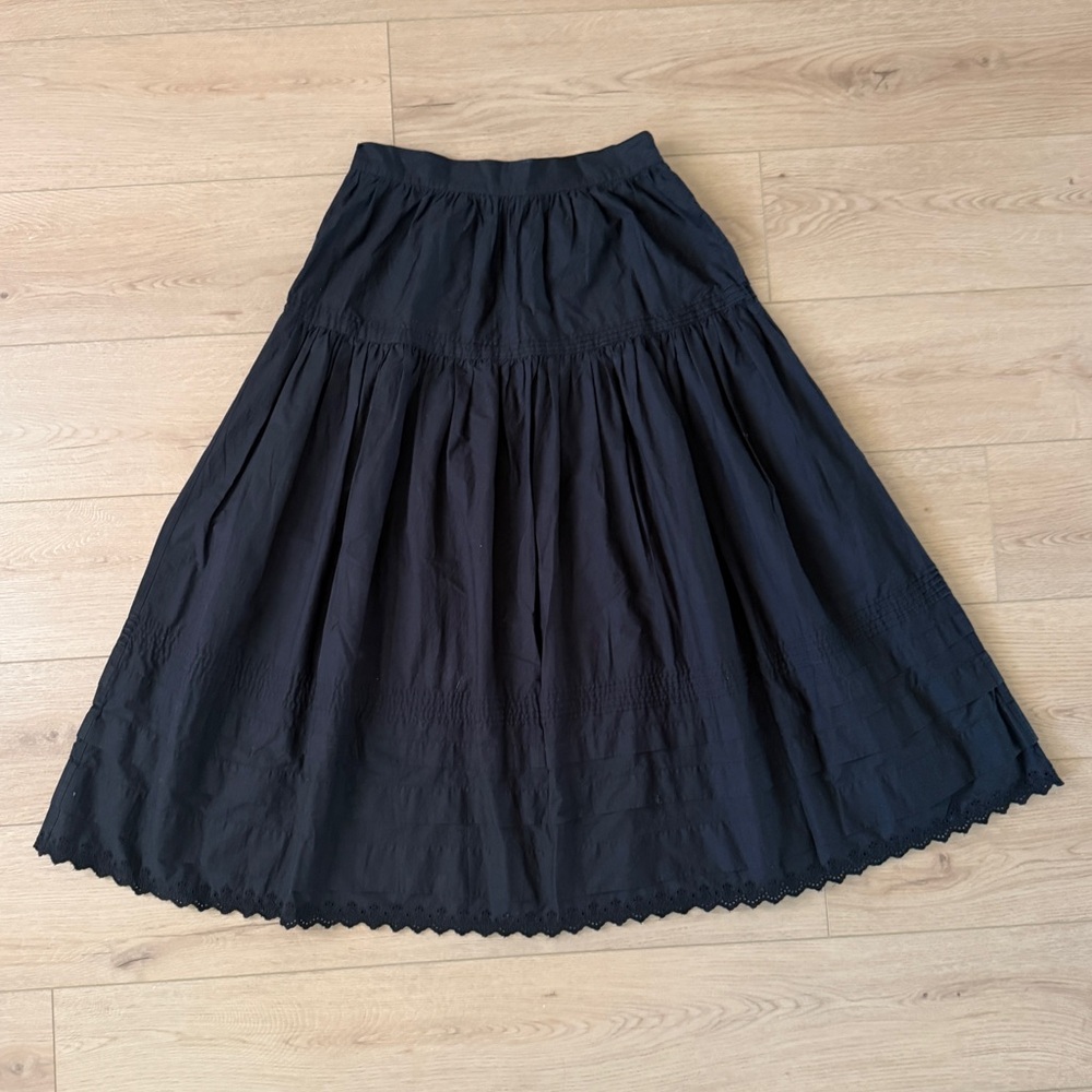 SOLD. Doen Sebastiane Black